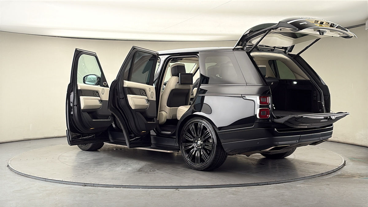 More views of Land Rover Range Rover