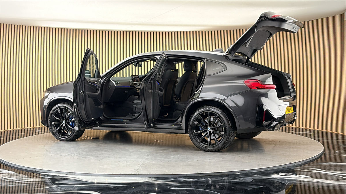 More views of BMW X4
