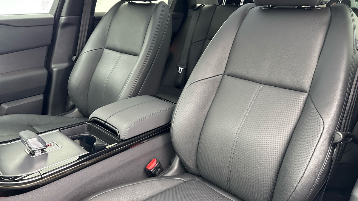 Land Rover Range Rover Velar Image 7