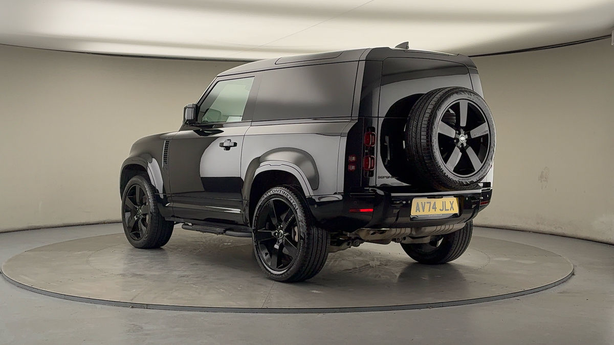 Land Rover Defender 90 Image 2