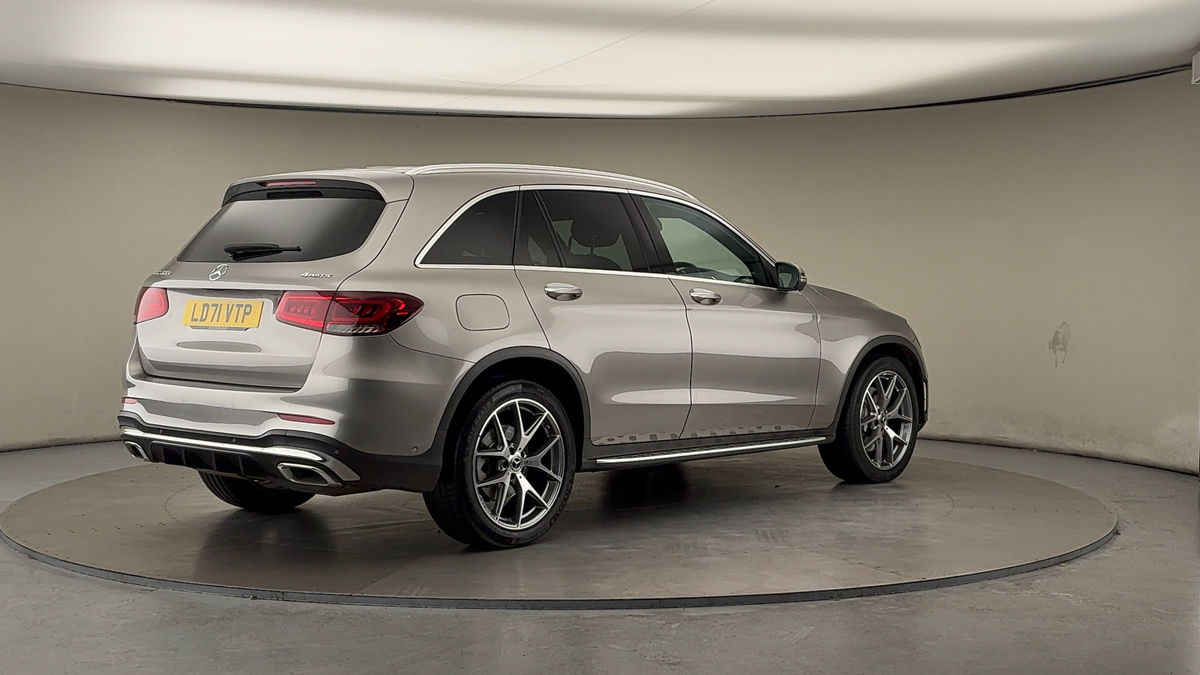 Mercedes-Benz GLC Image 21