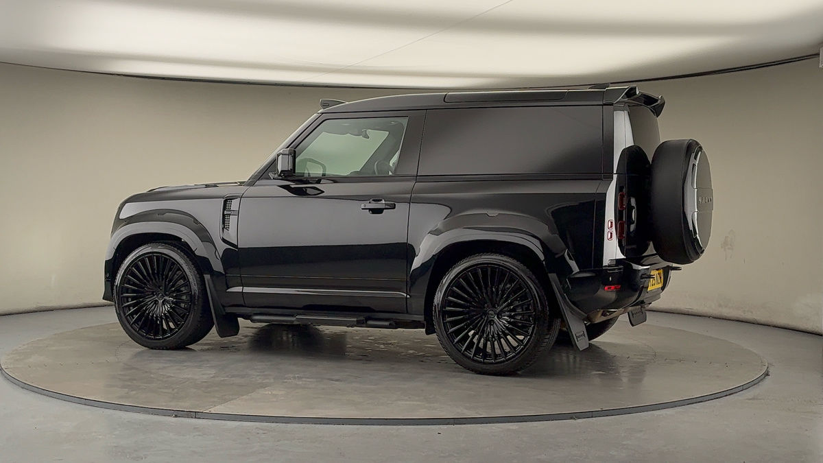 More views of Land Rover Defender 90