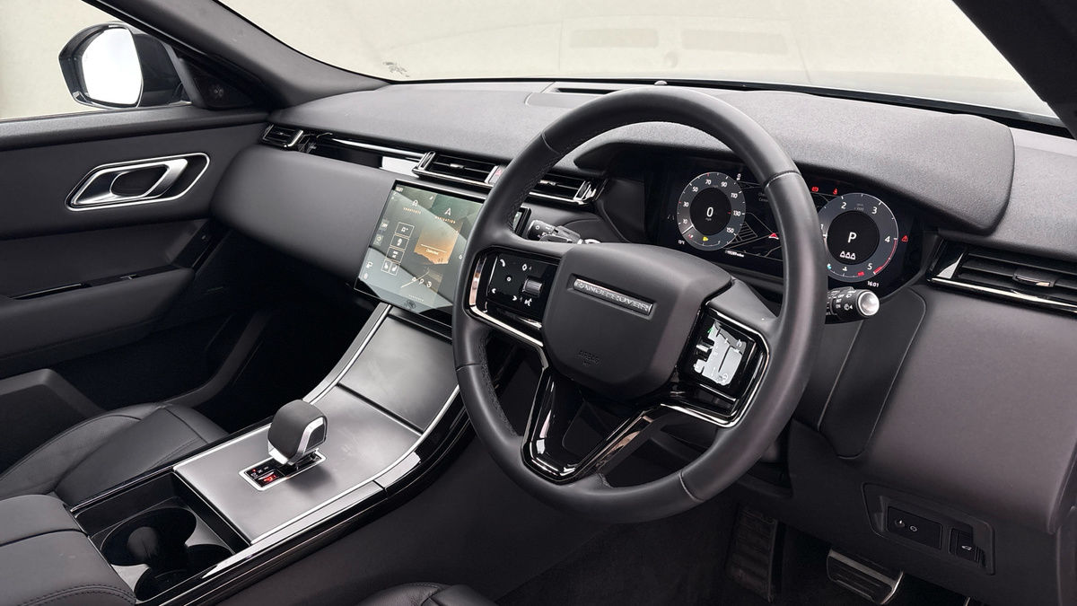 Land Rover Range Rover Velar Image 5