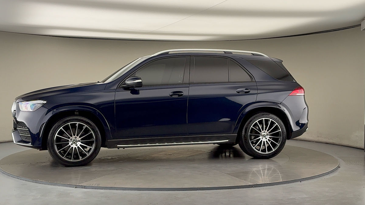 More views of Mercedes-Benz GLE