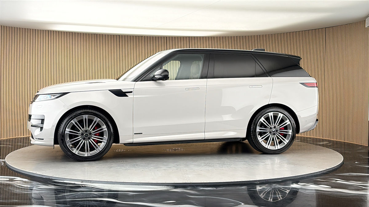 More views of Land Rover Range Rover Sport