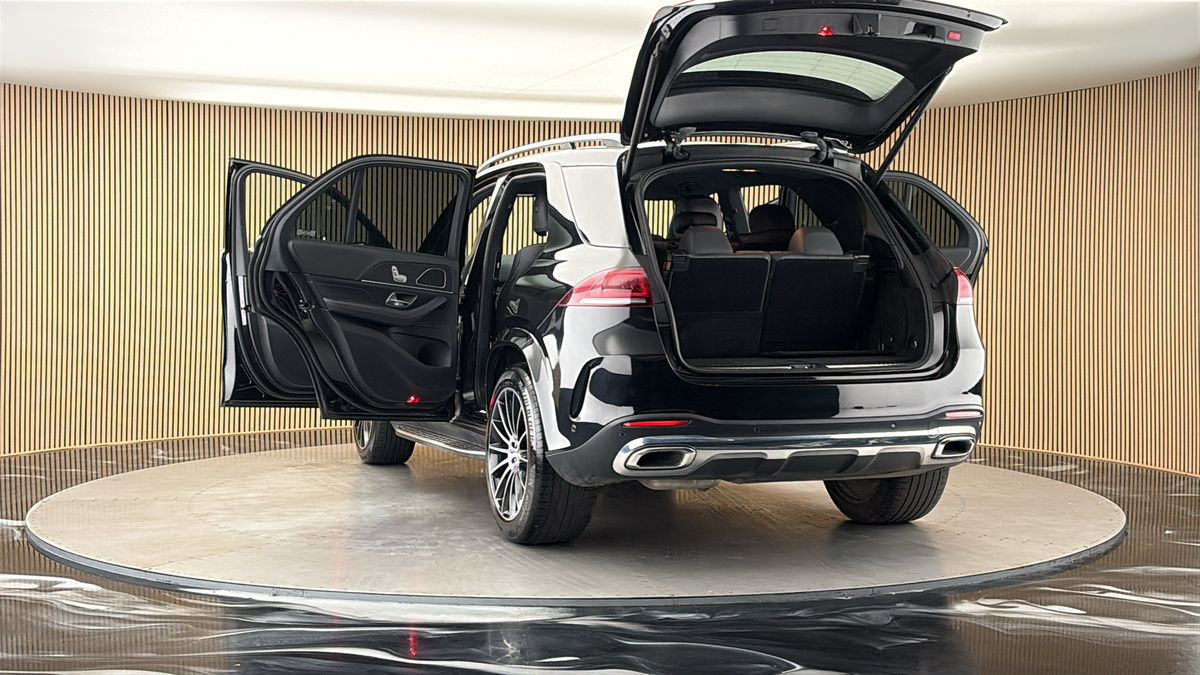 More views of Mercedes-Benz GLE