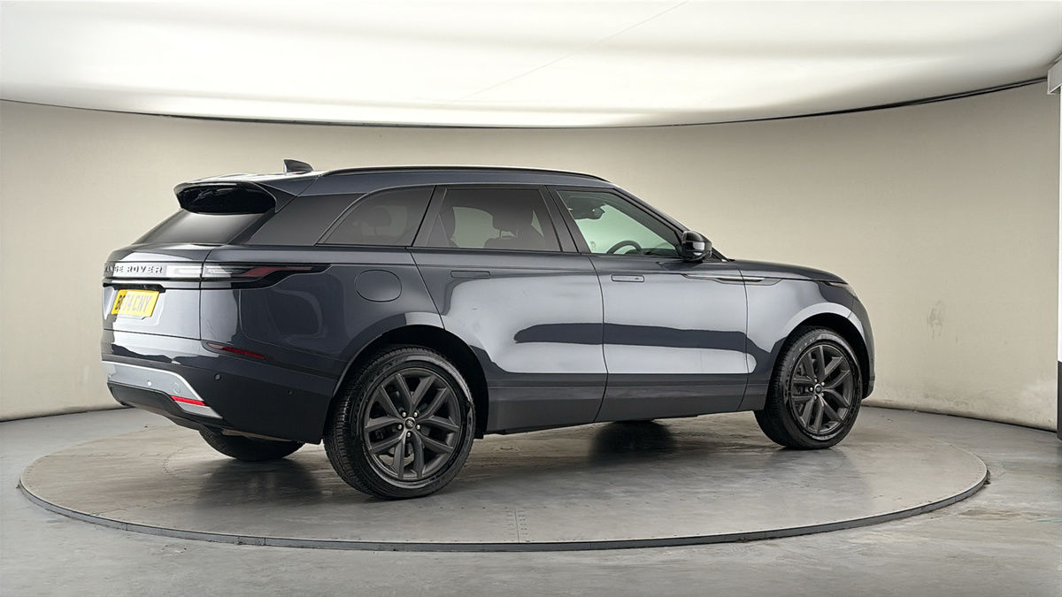 More views of Land Rover Range Rover Velar