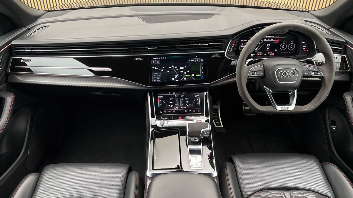 Audi RSQ8 Image 12