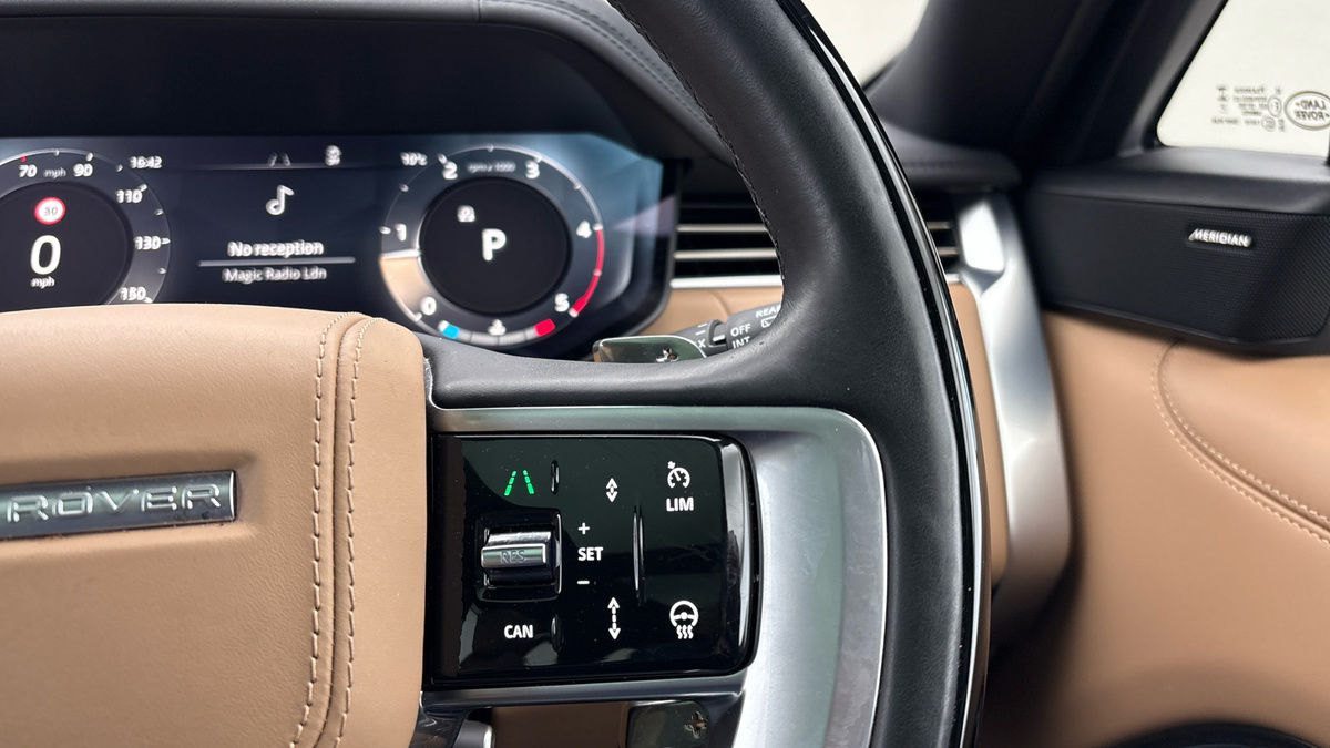 Land Rover Range Rover Image 14