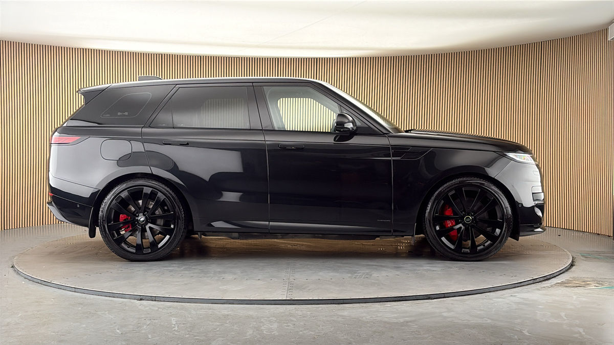 Land Rover Range Rover Sport Image 16