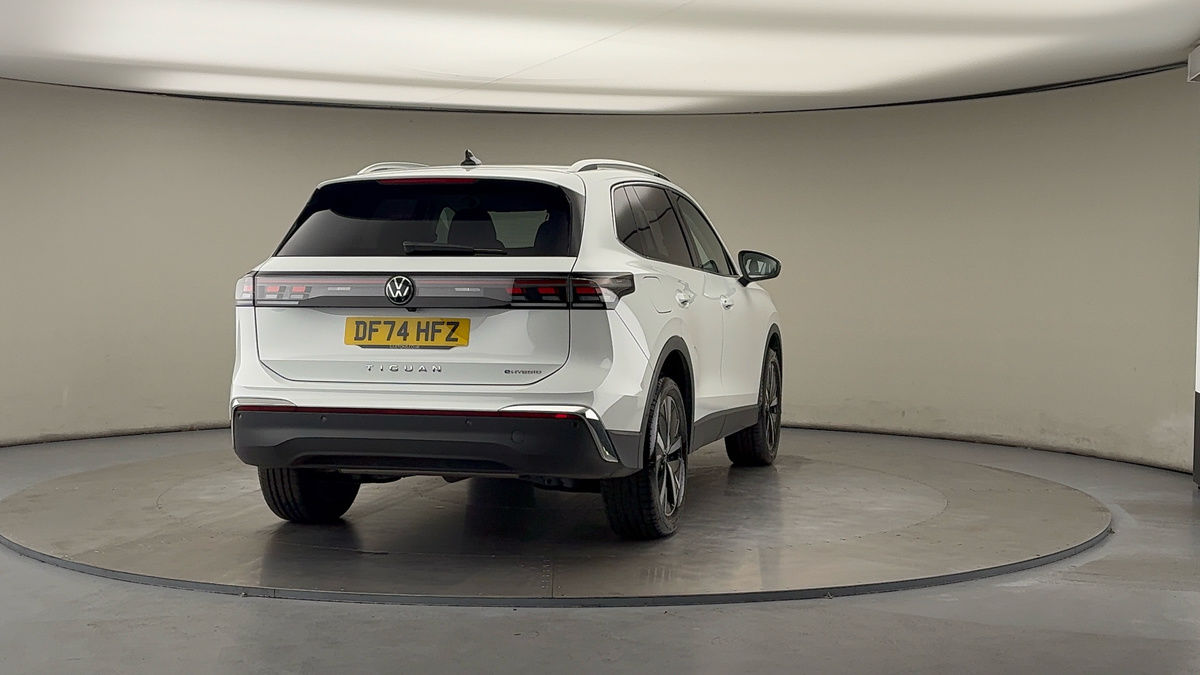 More views of Volkswagen Tiguan
