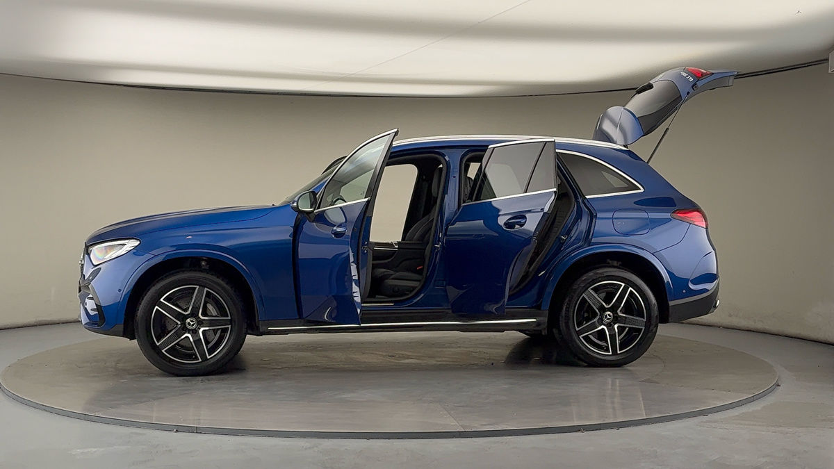 More views of Mercedes-Benz GLC