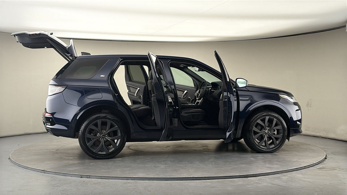 More views of Land Rover Discovery Sport