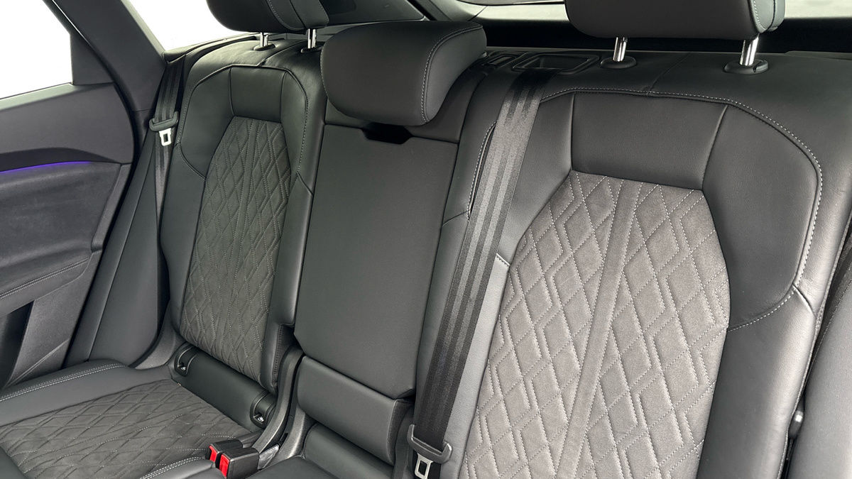 Audi Q5 Image 8