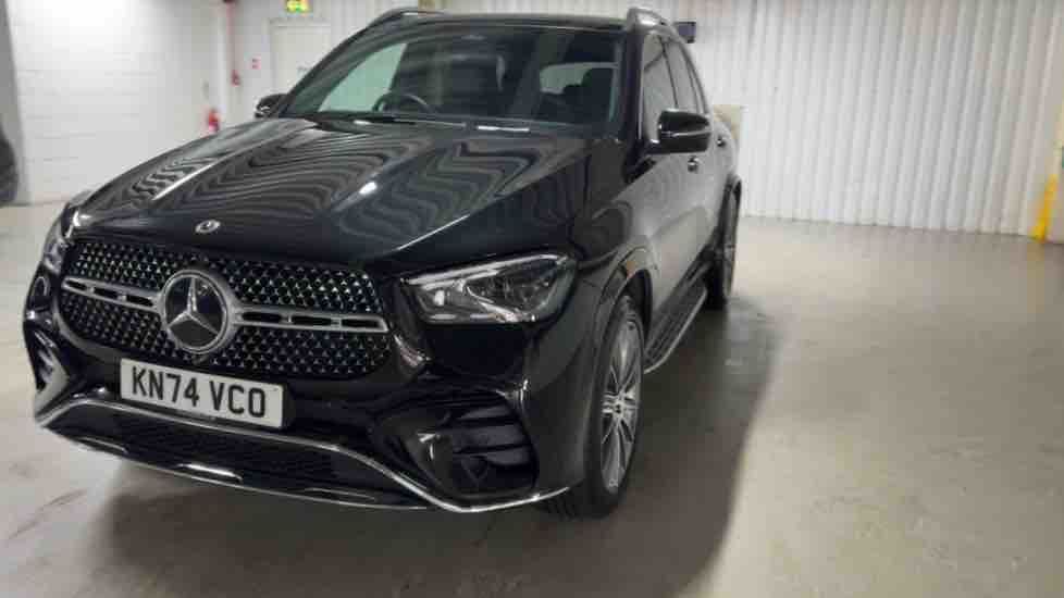 More views of Mercedes-Benz GLE