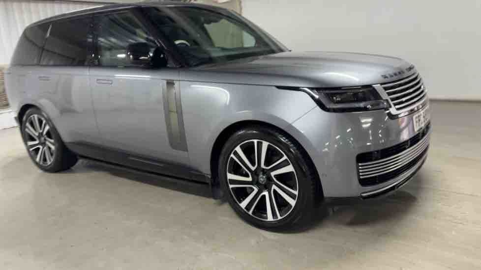 More views of Land Rover Range Rover