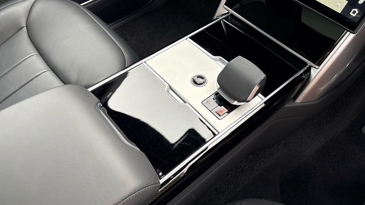 Land Rover Range Rover Image 18