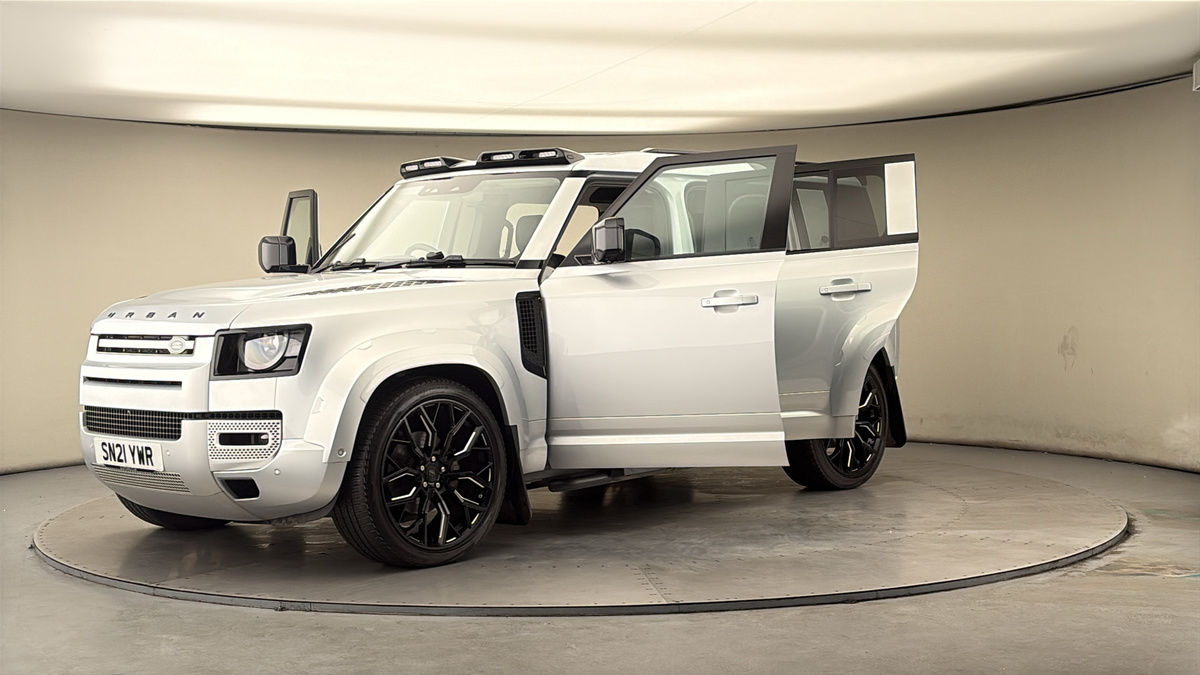 Land Rover Defender 110 Urban Image 22