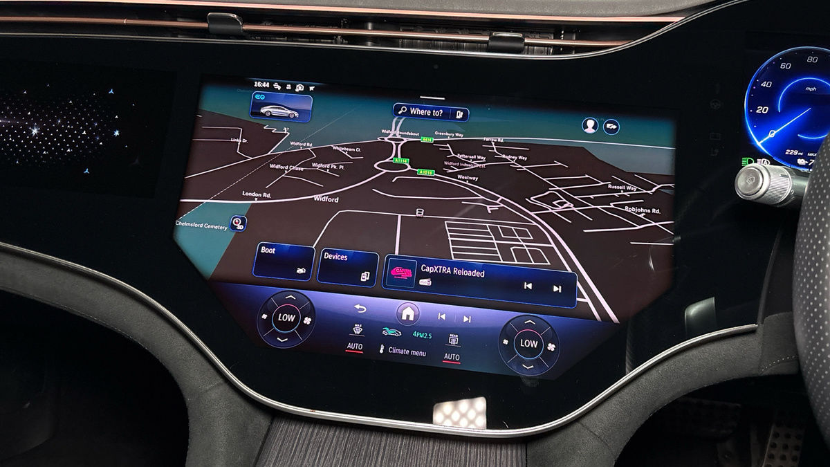 Mercedes-Benz EQS Image 17