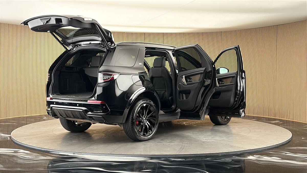 More views of Land Rover Discovery Sport