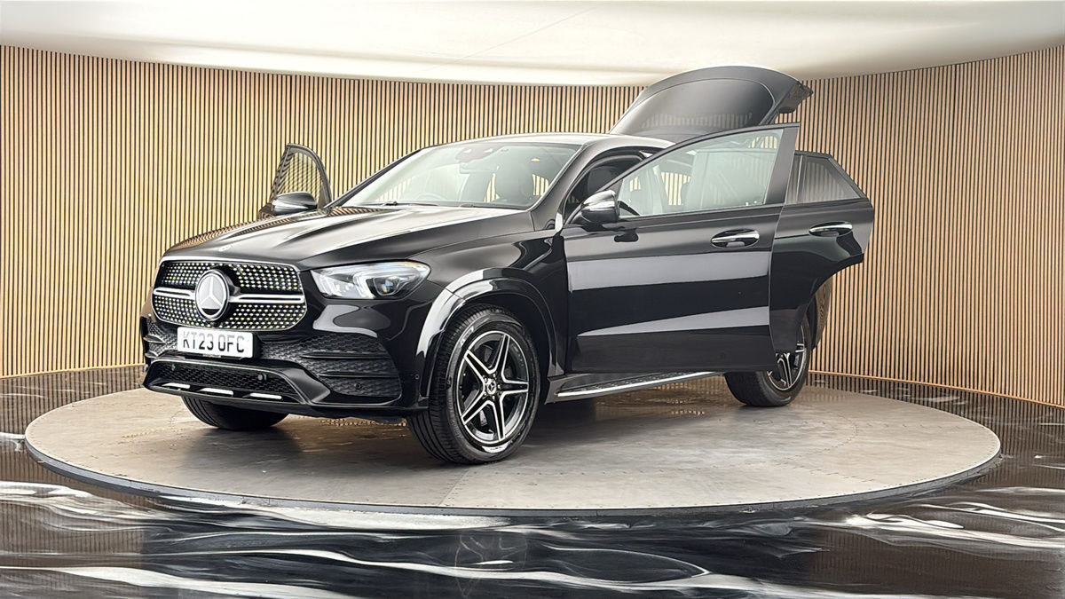 More views of Mercedes-Benz GLE