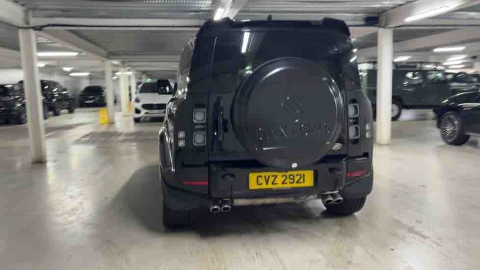 More views of Land Rover Defender 90