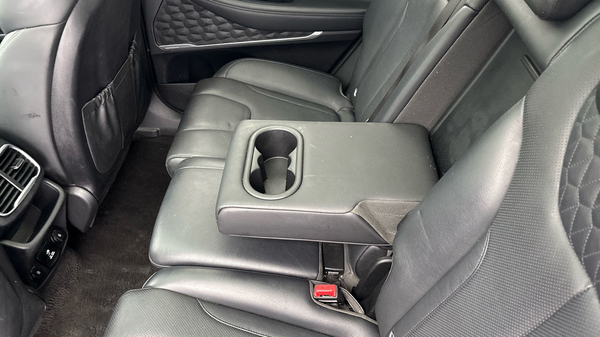 Hyundai Santa Fe Image 9