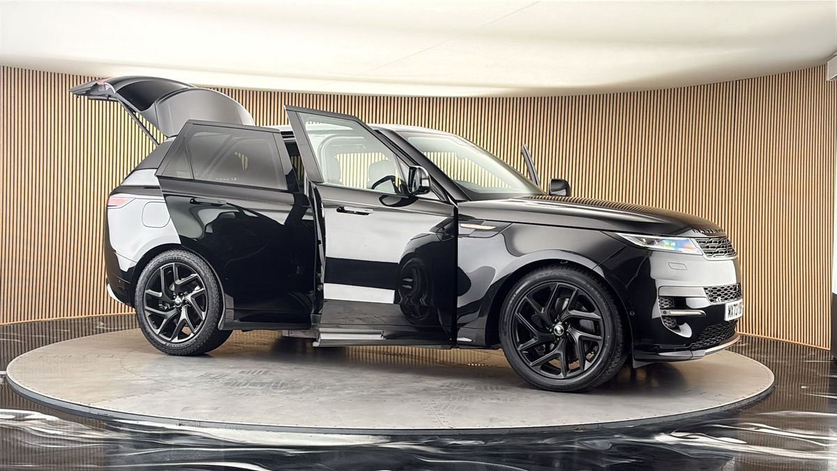 More views of Land Rover Range Rover Sport