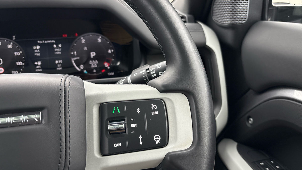 Land Rover Defender 110 Urban Image 14