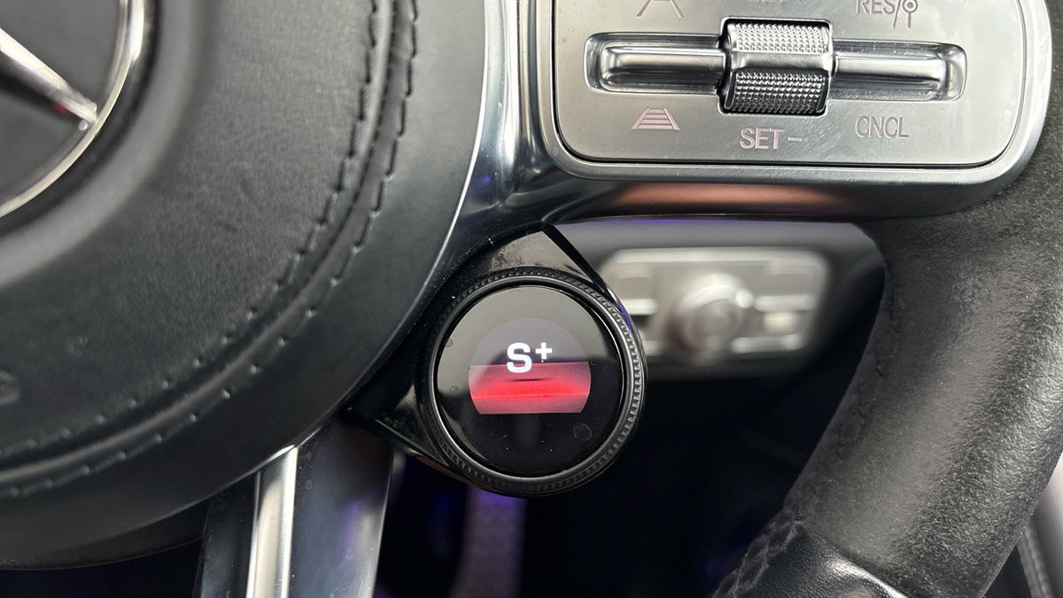 More views of Mercedes-Benz GLE