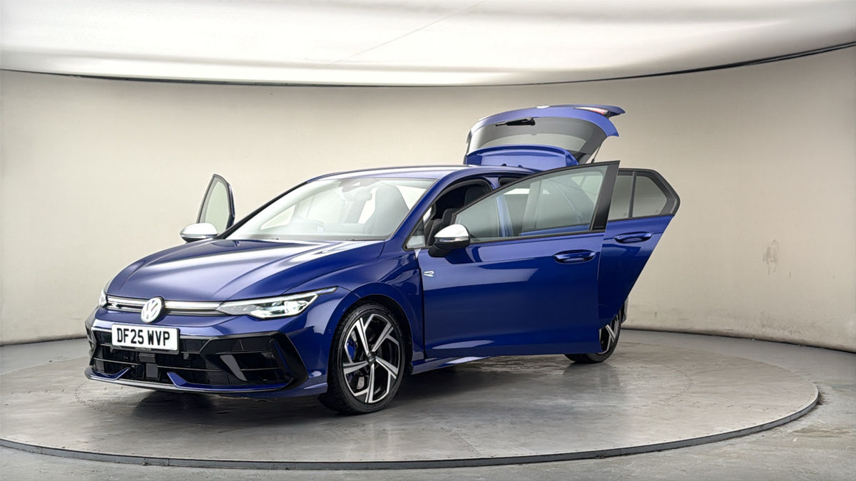 Volkswagen Golf Image 22