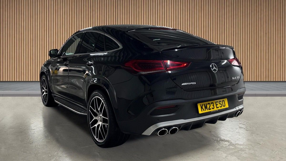 Mercedes-Benz GLE Image 2