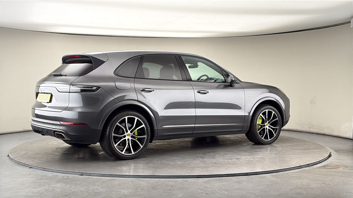 More views of Porsche Cayenne