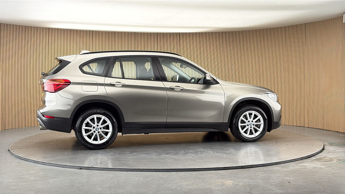 More views of BMW X1