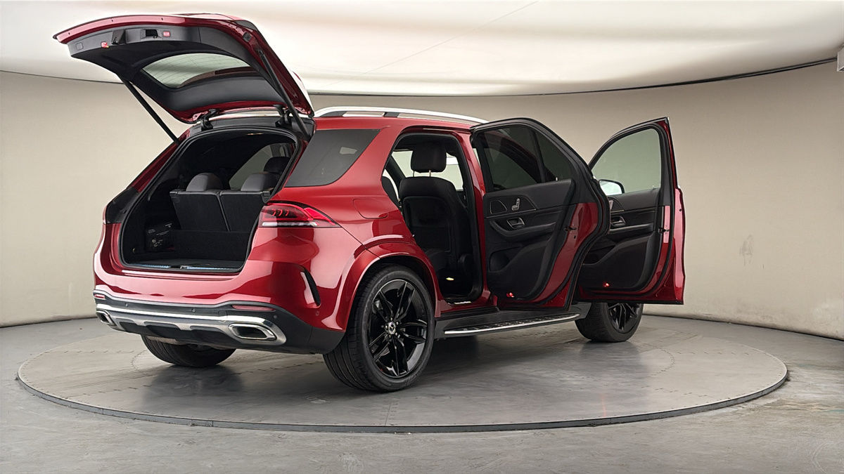 More views of Mercedes-Benz GLE