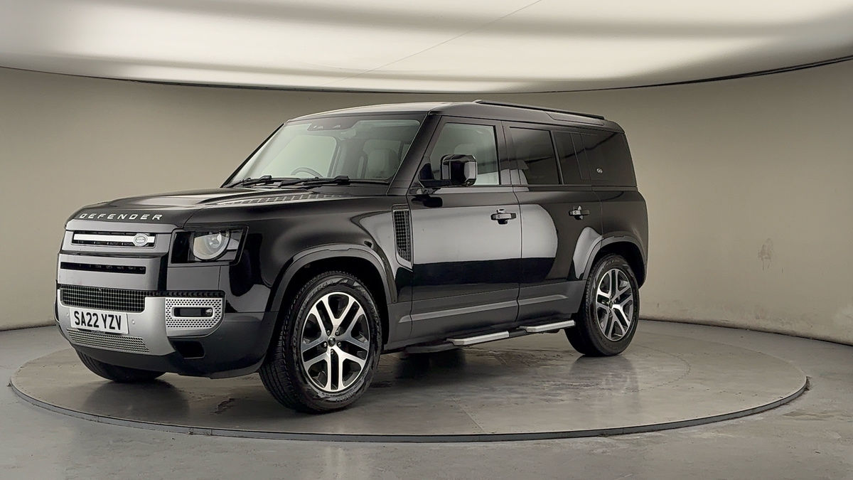 Land Rover Defender 110 Image 20