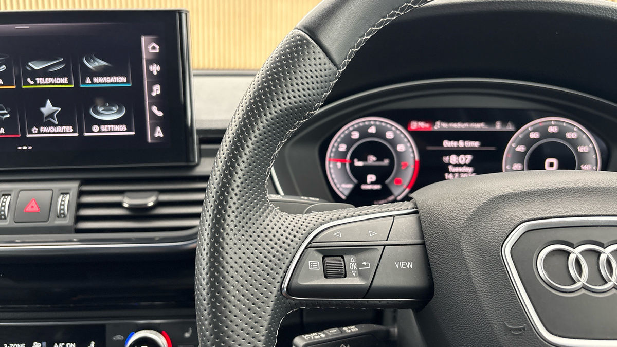 Audi Q5 Image 13
