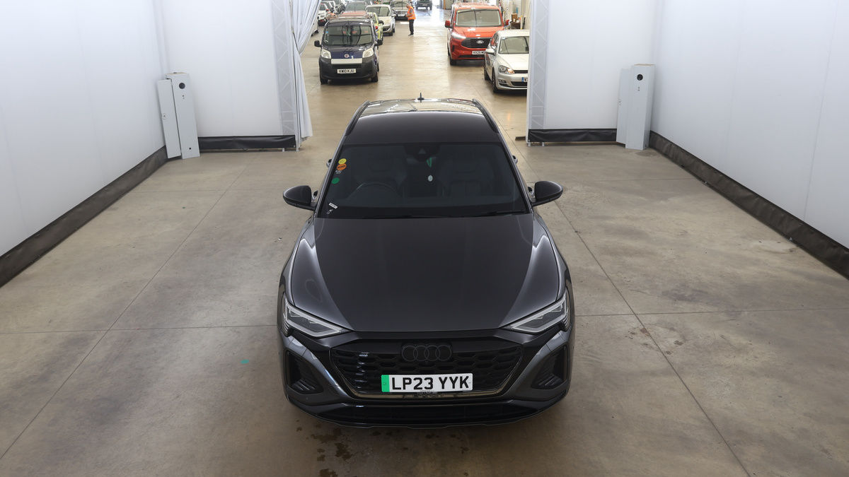Audi Q8 e-tron Image 8