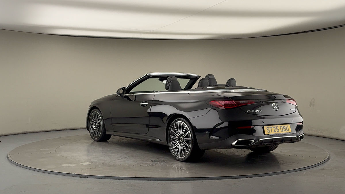 Mercedes-Benz CLE Image 2