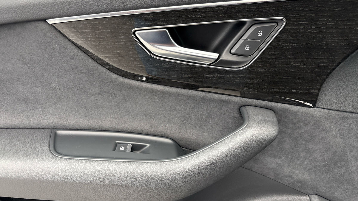 Audi Q7 Image 19