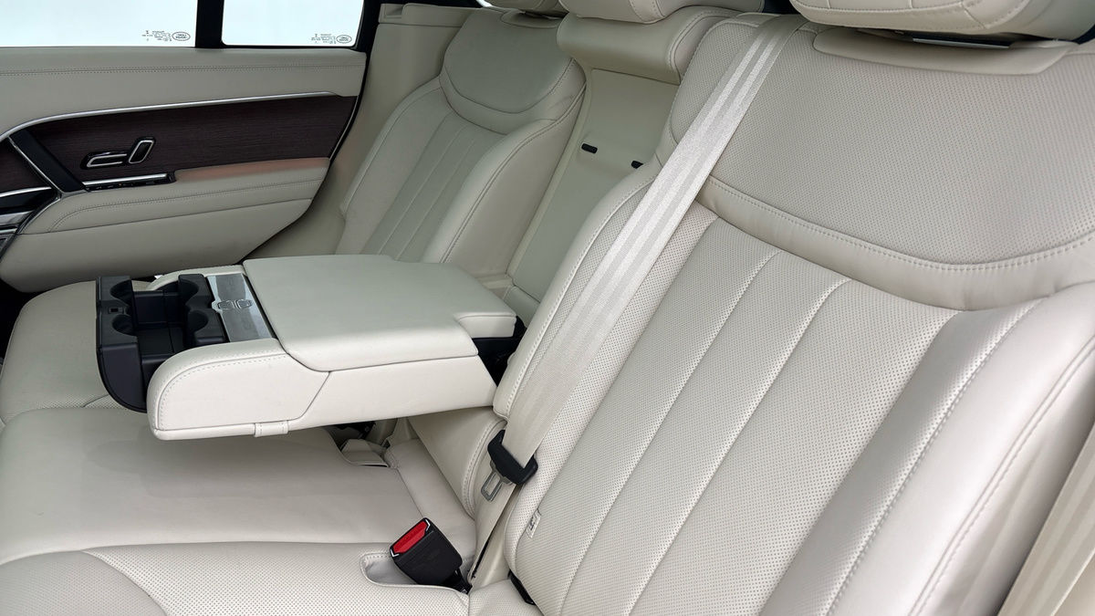 Land Rover Range Rover Image 9