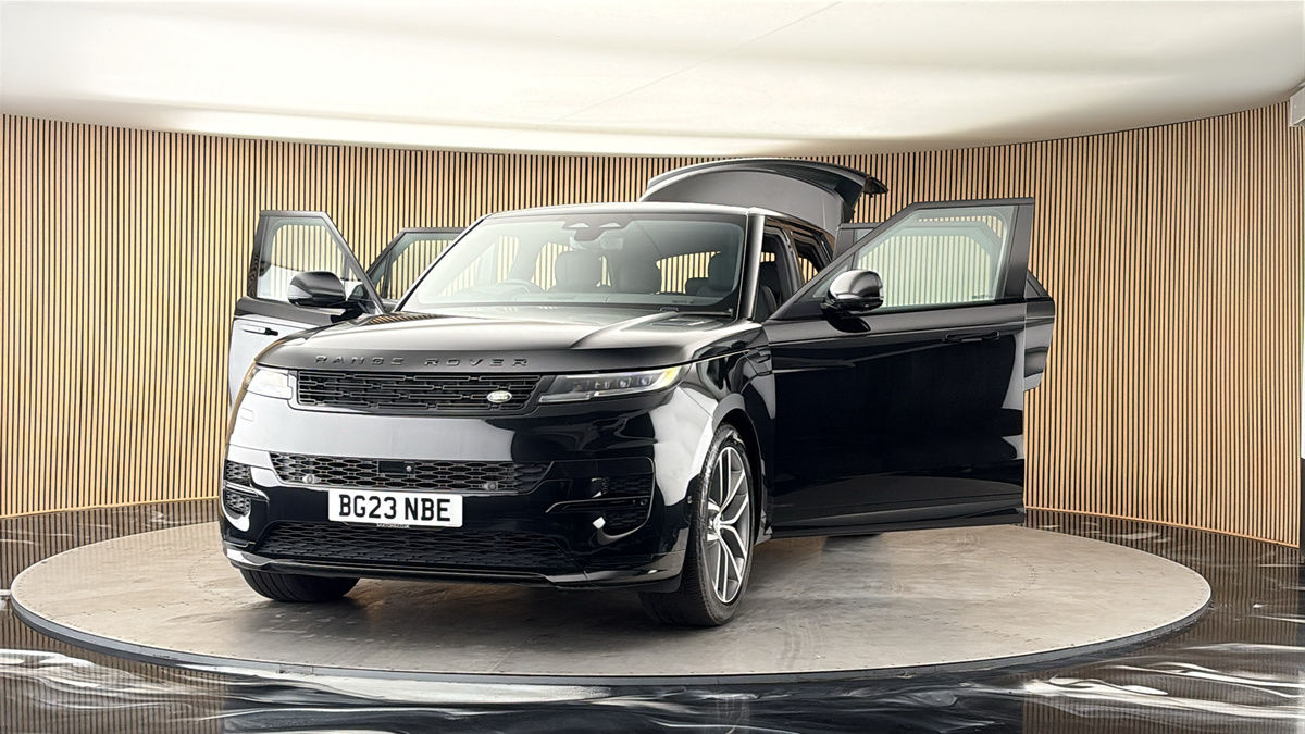 More views of Land Rover Range Rover Sport