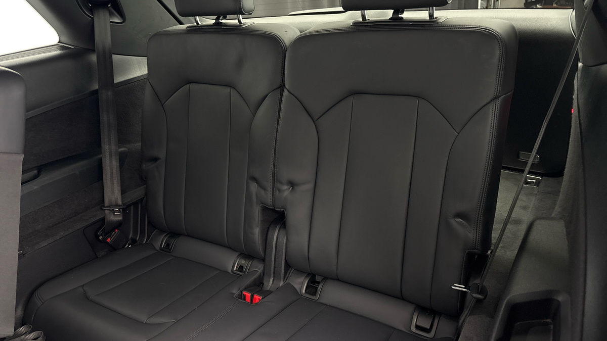 Audi Q7 Image 6