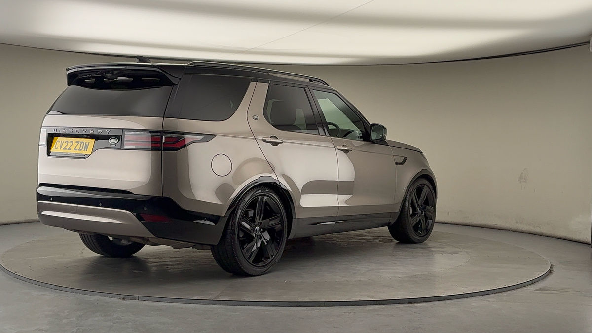 More views of Land Rover Discovery