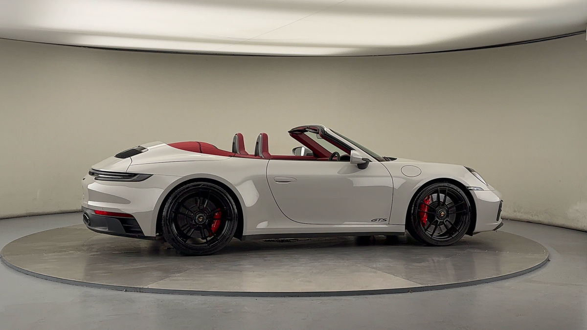 More views of Porsche 911