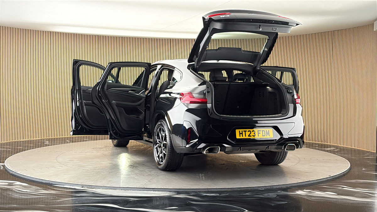 More views of BMW X4