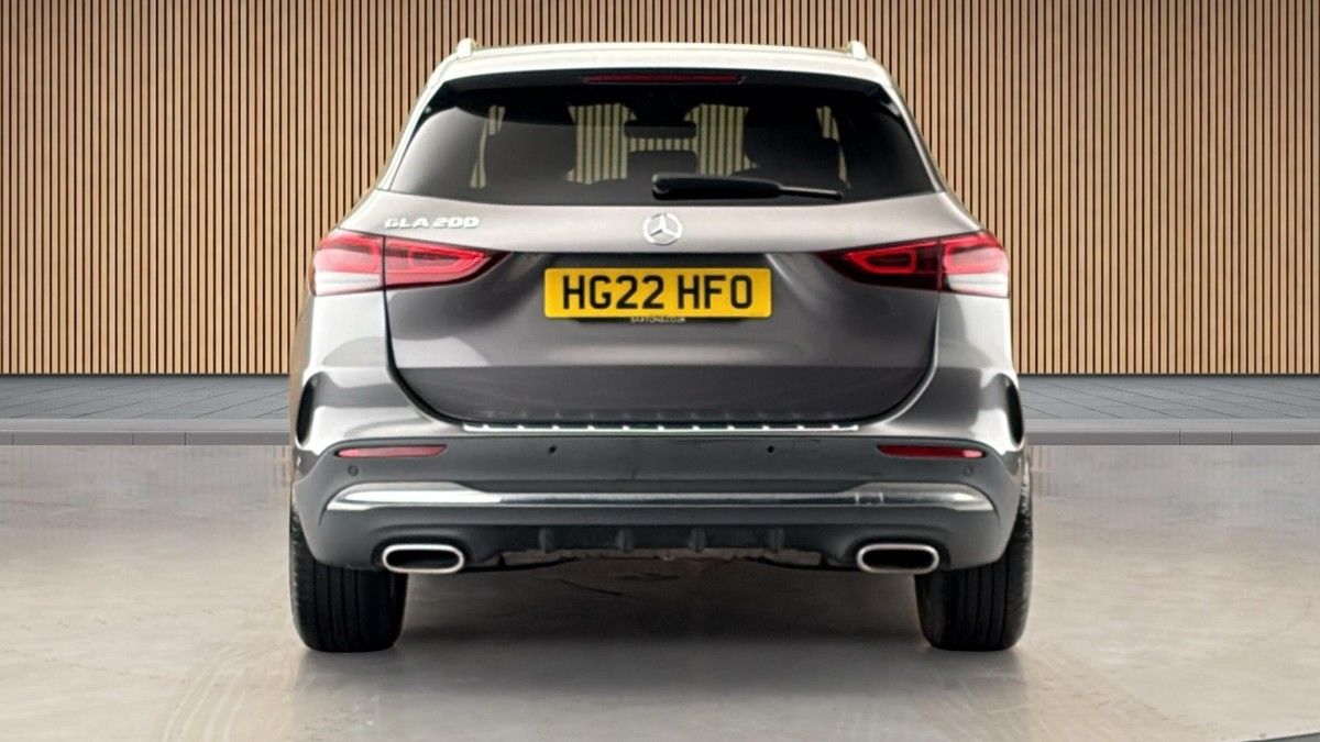 Mercedes-Benz GLA Image 4