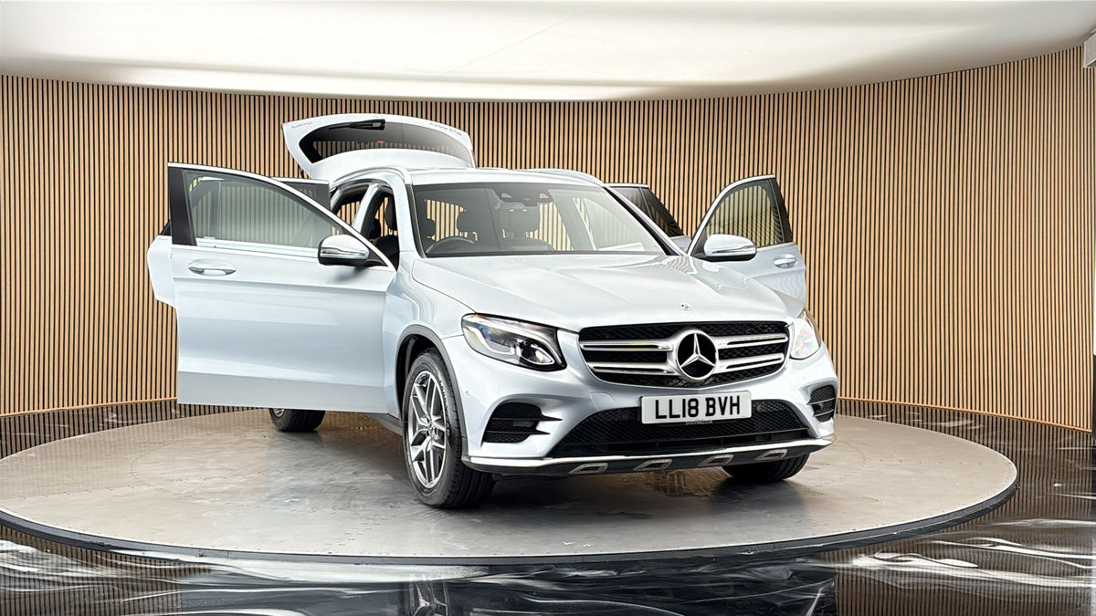 More views of Mercedes-Benz GLC