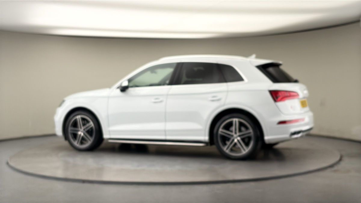More views of Audi SQ5