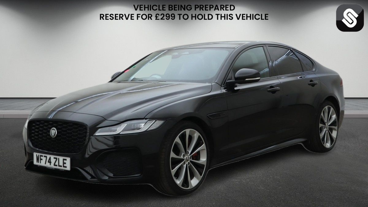 Jaguar XF Image 2